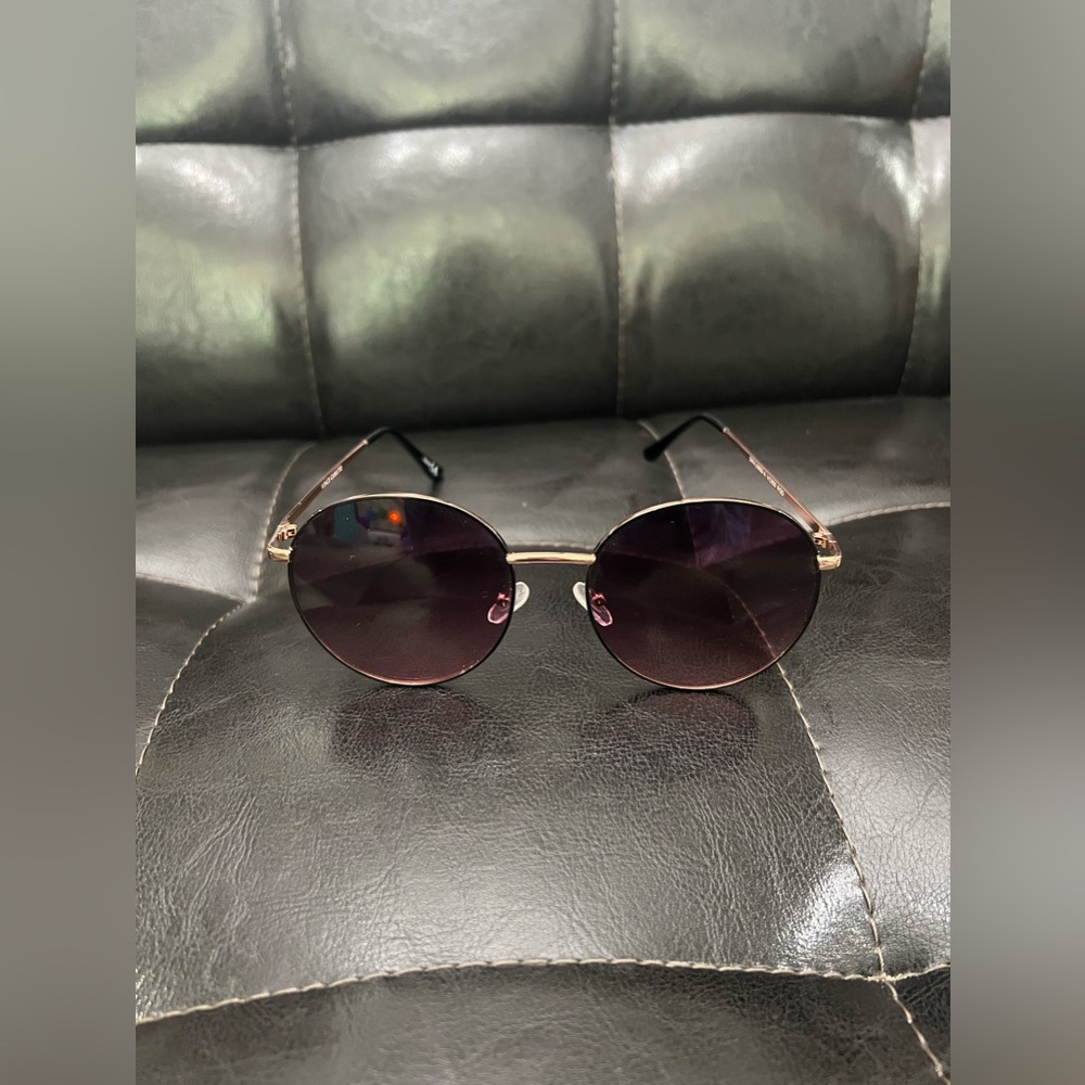 vince camuto women’s sunglasses